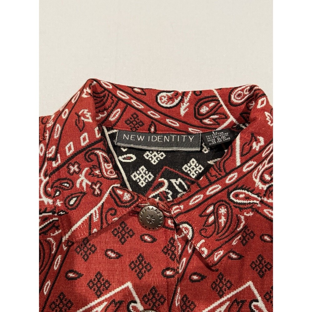 New Identity Women's L. Red Paisley Bandana Print Button Front Short Jacket - Picture 4 of 9